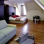 Mercure Centre – Porte De La Baie De Somme Hotel 4*