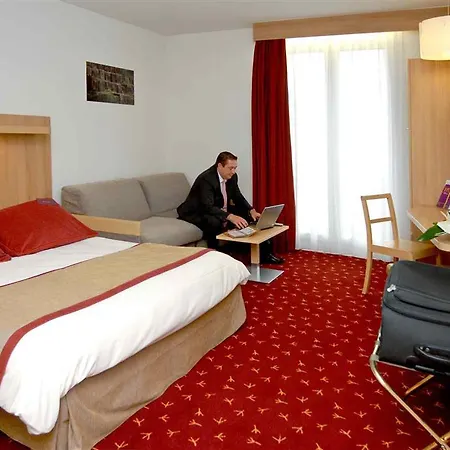Otel Mercure Centre - Porte De La Baie De Somme Abbeville