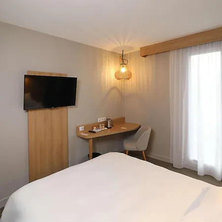 Mercure Centre – Porte De La Baie De Somme Hotel 4*