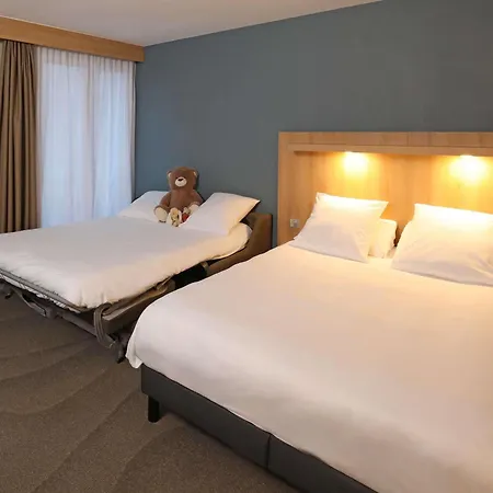 Mercure Centre - Porte De La Baie De Somme Hotel 4*