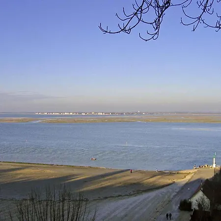 Mercure Centre - Porte De La Baie De Somme Hotel