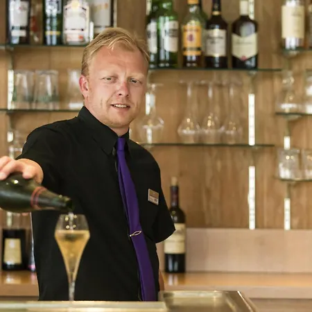 Hotel Mercure Centre - Porte De La Baie De Somme 4*