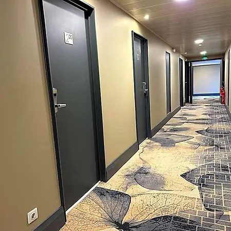 מלון Mercure Centre - Porte De La Baie De Somme