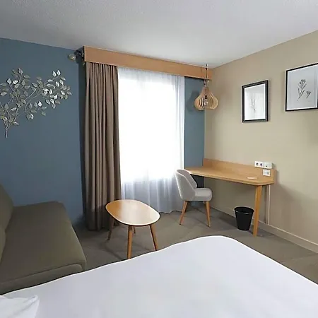 מלון Mercure Centre - Porte De La Baie De Somme 4*