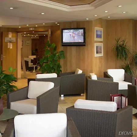 Отель Mercure Centre - Porte De La Baie De Somme Абвиль