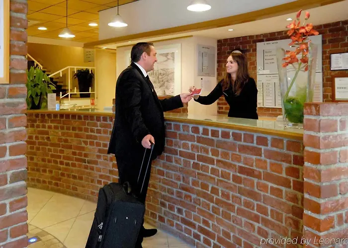 Mercure Centre - Porte De La Baie De Somme Hotel